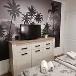 House Gloria