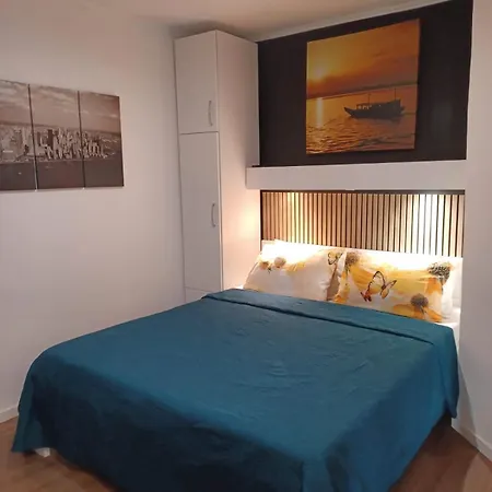 House Gloria فيلة سريما