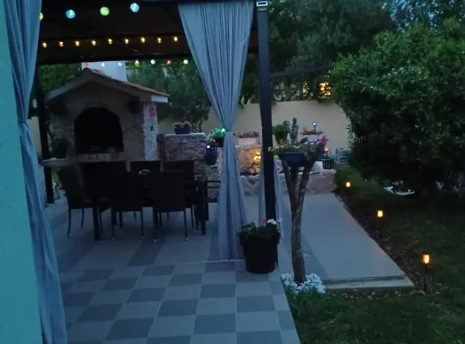 House Gloria 스리마